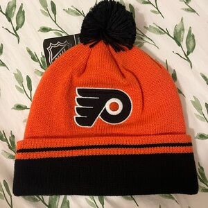 NWT Philadelphia Flyers Hat